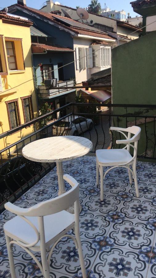 Gagarin Pub & Hotel Antalya Luaran gambar