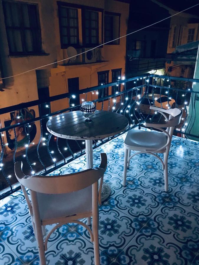 Gagarin Pub & Hotel Antalya Luaran gambar