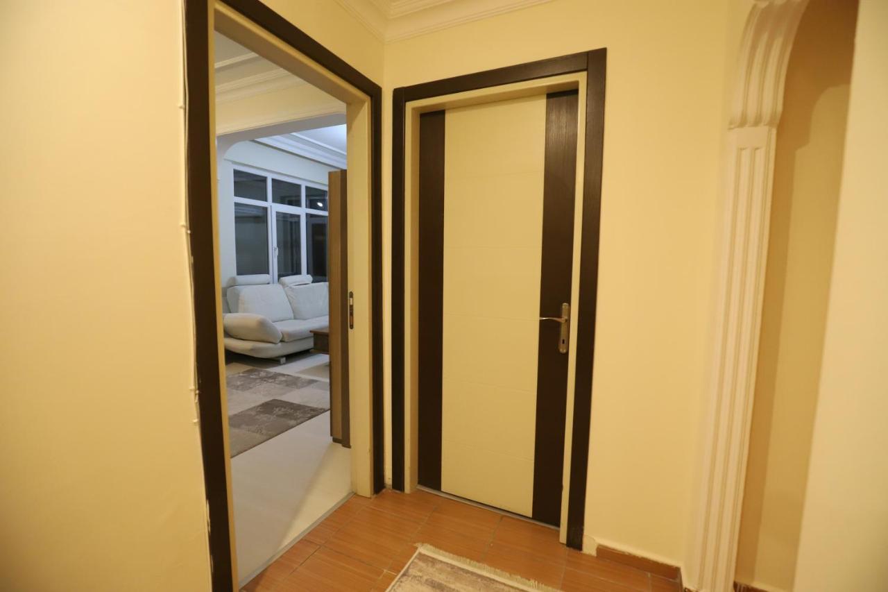 Gagarin Pub & Hotel Antalya Luaran gambar
