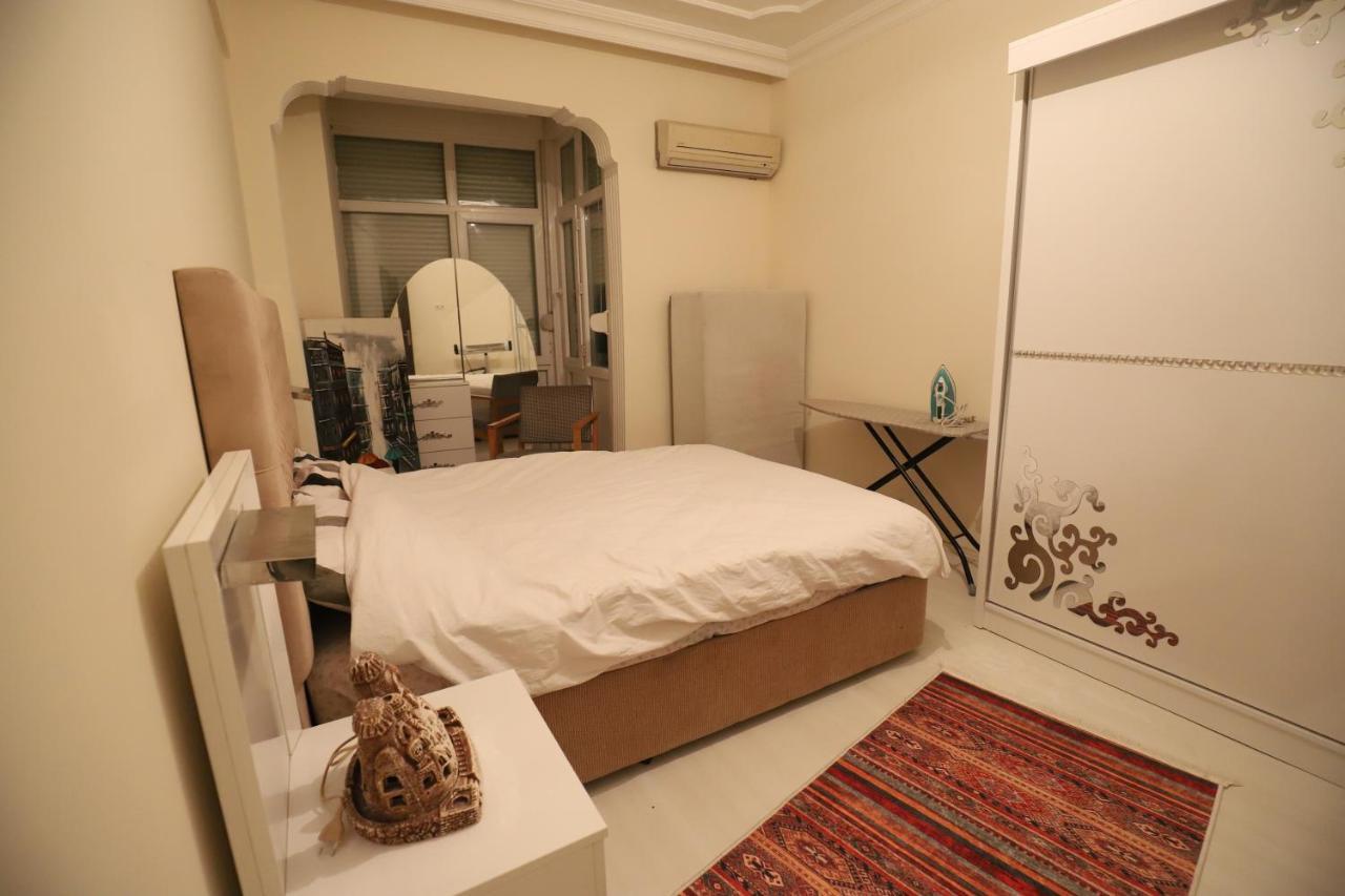 Gagarin Pub & Hotel Antalya Luaran gambar