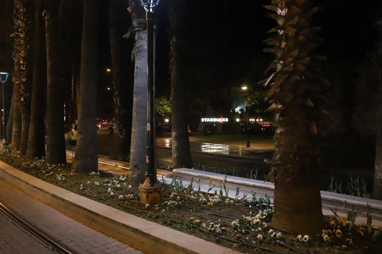 Gagarin Pub & Hotel Antalya Luaran gambar